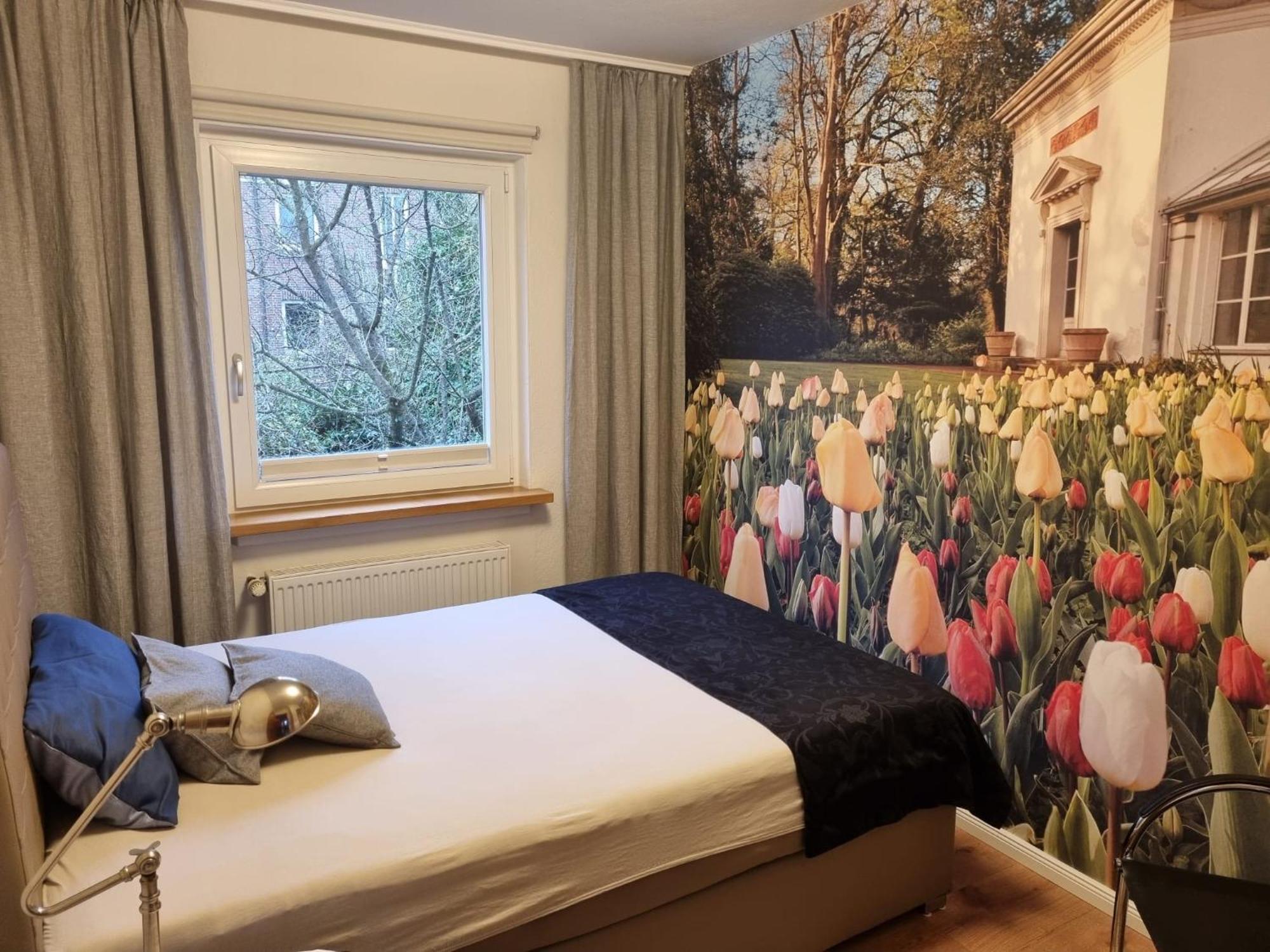 Stadtnahe Wohnung Mit Kl.Balkon Und Parkplatz Oldenburg Habitación foto